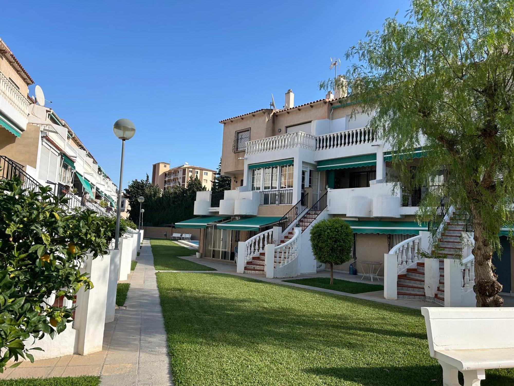 Bungalow "Sol Y Mar Ii" El Campello Buitenkant foto